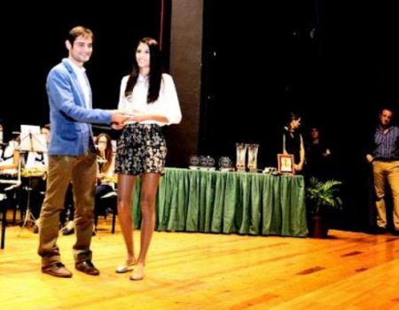 Estela González Olivares, mejor nadadora infantil de Extremadura