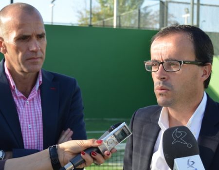 El Ayuntamiento mejora las pistas de pádel con una inversión de 14.000 euros