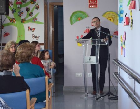 El centro de día de mayores “Victoria Martos” celebra su tercera semana cultural