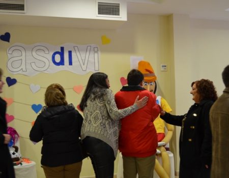 Asdivi celebra su comida de navidad