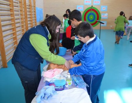 Alumnos de 4º de Primaria del colegio Pilar aprenden a realizar tareas con el taller de corresponsabilidad