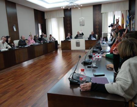 La Corporación Municipal ha celebrado este viernes 27 de marzo pleno ordinario