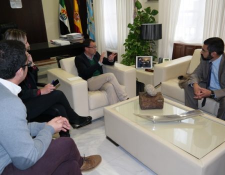 El equipo técnico de Red.es visita Villanueva de la Serena