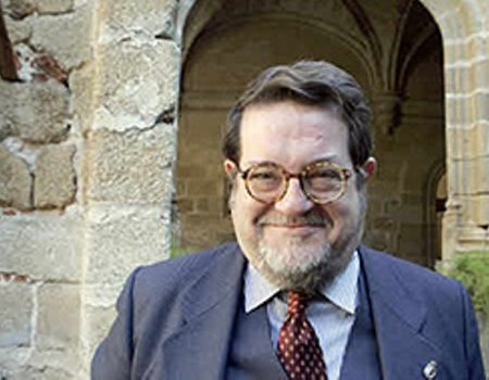 Fallece José Miguel Santiago Castelo, hijo adoptivo de Villanueva de la Serena