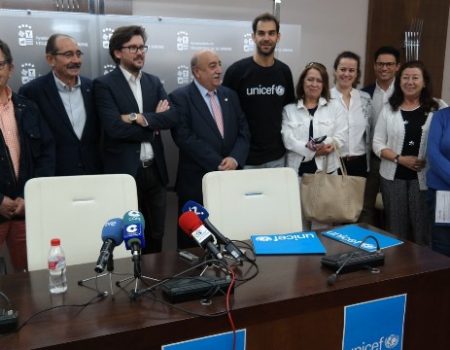 Unicef presenta en Villanueva de la Serena sus programas para niños en situaciones de emergencia