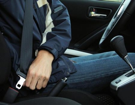 La Policía Local de Villanueva de la Serena se adhiere  a la campaña de la DGT sobre la vigilancia del uso del cinturón de seguridad y de los sistemas de retención infantil