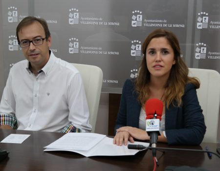 Villanueva de la Serena es el lugar elegido por la AEEX para presentar en octavo número de su revista “El espejo”