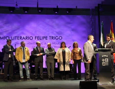 Roberto Osa López, ganador del XXXVI Felipe Trigo, en la modalidad de novela