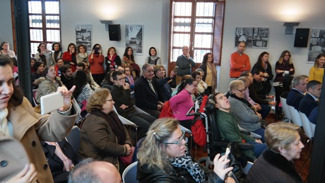 grupomanifiesto 7b811