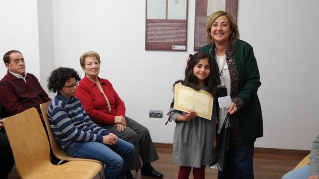 ejemplarinfantil b8757