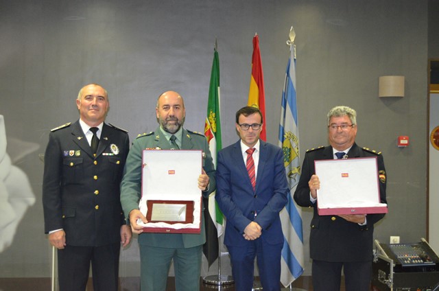 policiacuernosdeseguridad 54972