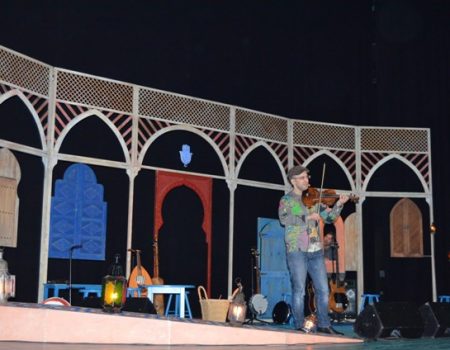 2.800 escolares disfrutan de la representación musical “Un té a la menta. Músicas del Magreb”