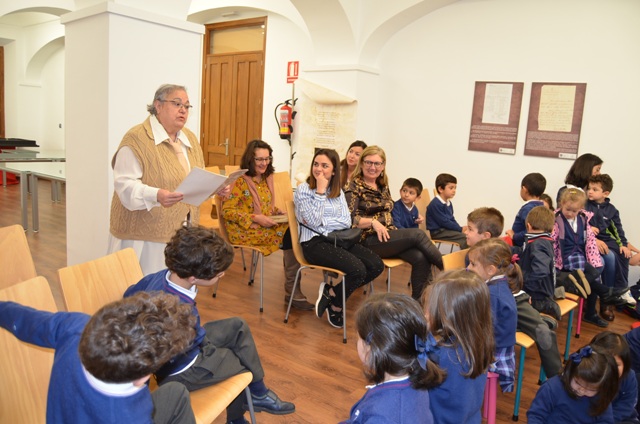 Visita Biblioteca c8bd5