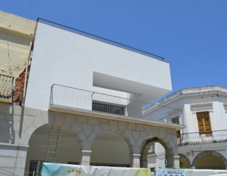 Se finalizará próximamente la obra del porticado de la Plaza de España