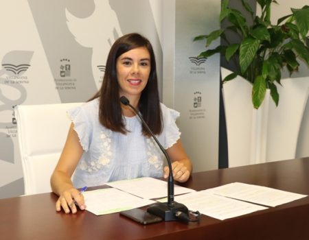 La concejal de urbanismo, Rosa Chamizo, responde a las acusaciones del Partido Popular