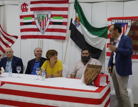 La peña del Athletic Club de Bilbao de Villanueva de la Serena cumple 25 años