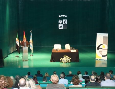 Villanueva de la Serena acogió el XII Congreso de Escritores Extremeños