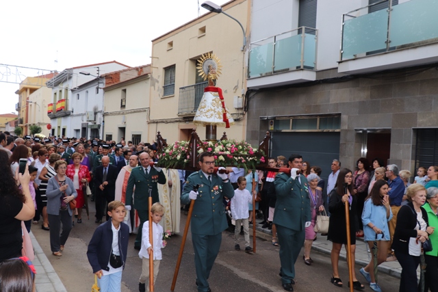 Procesin-Virgen-del-Pilar-1.JPG