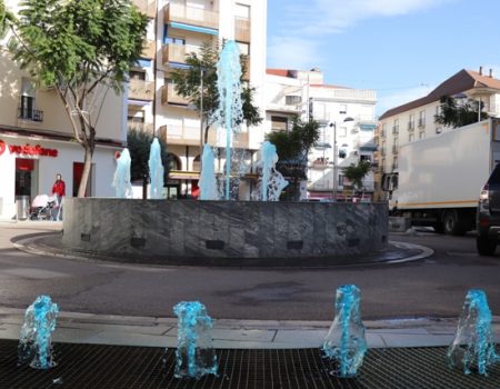 Villanueva de la Serena se tiñe de azul con motivo del Día Mundial de la Diabetes