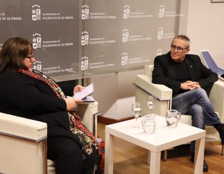 La novela “Regreso” desvela la identidad del personaje de la saga El Funcionario, de Jesús Alonso