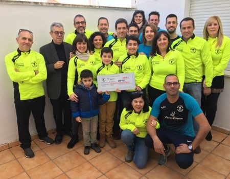 Milleros Serones dona 1.600 euros a la Cáritas y AECC