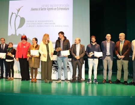 Villanueva acoge el I Foro sobre la incorporación de jóvenes al sector agrario en Extremadura