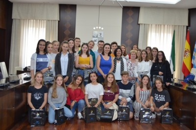 24 alumnos franceses visitan el Ayuntamiento
