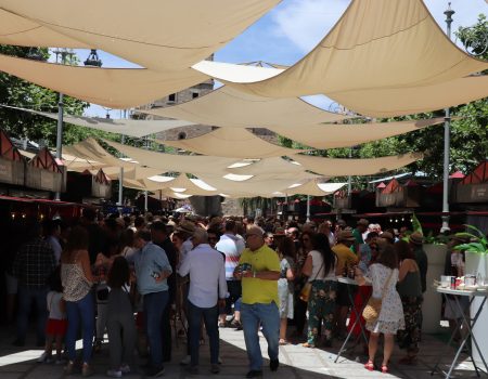 Miles de personas disfrutan de las diversas actividades de la VII Feria de la Tortilla de Patatas