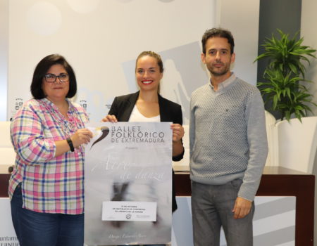El espectáculo “Aire de Danza” pone el broche final a la gira del Ballet Folklórico de Extremadura