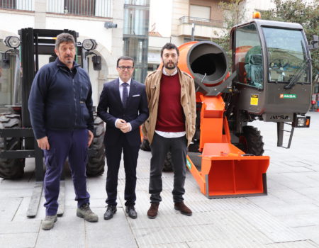 El servicio de Vías y Obras cuenta con dos nuevos vehículos, una hormigonera y una carretilla elevadora