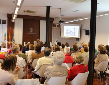 El nuevo ciclo de conferencias “Sabor a tradición” volverá el 8 de febrero con la charla sobre el Rosario de la Aurora