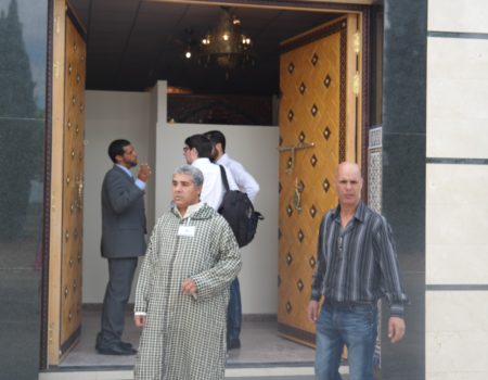 La CIE decide suspender las actividades religiosas en principio hasta el 10 de junio