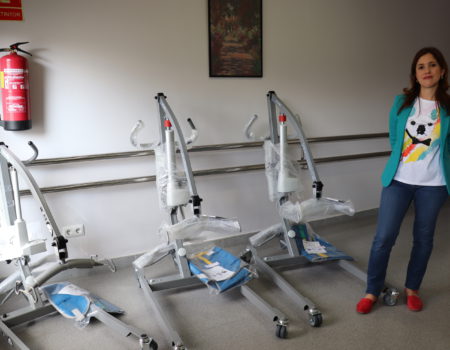 Se adquieren tres nuevas grúas de transferencia para favorecer la autonomía de las personas dependientes