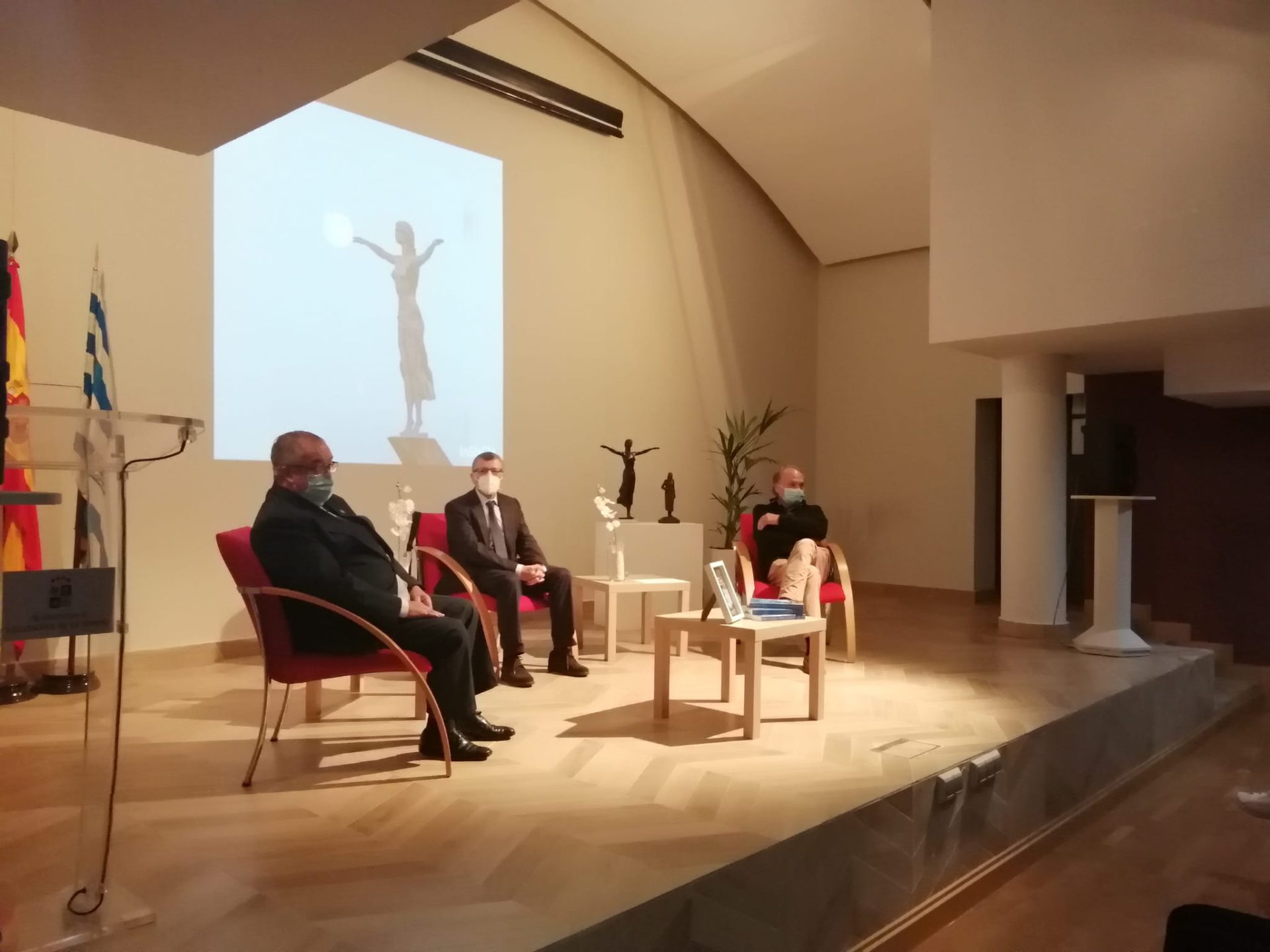 271176f0-cb32-4cfe-99e6-d74d3c3fa749