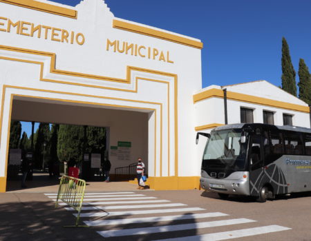 Buñuelos y huesos de santo, el lado más dulce de la festividad de Todos los Santos