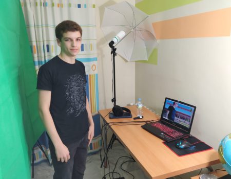 El alumno del IES Pedro de Valdivia Jesús Parejo Pineda, ganador de los X Premios “Investigar en Ciencias”