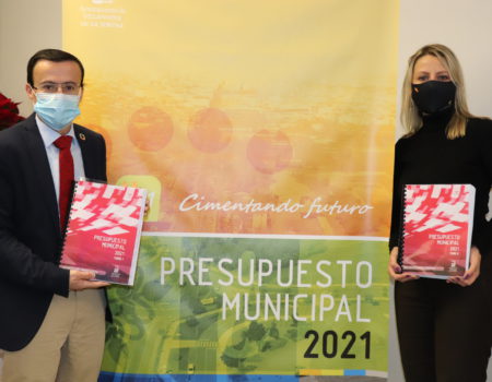 “Cimentando futuro”, lema elegido para el presupuesto 2021, año que será el de la revolución de las infraestructuras, según Gallardo