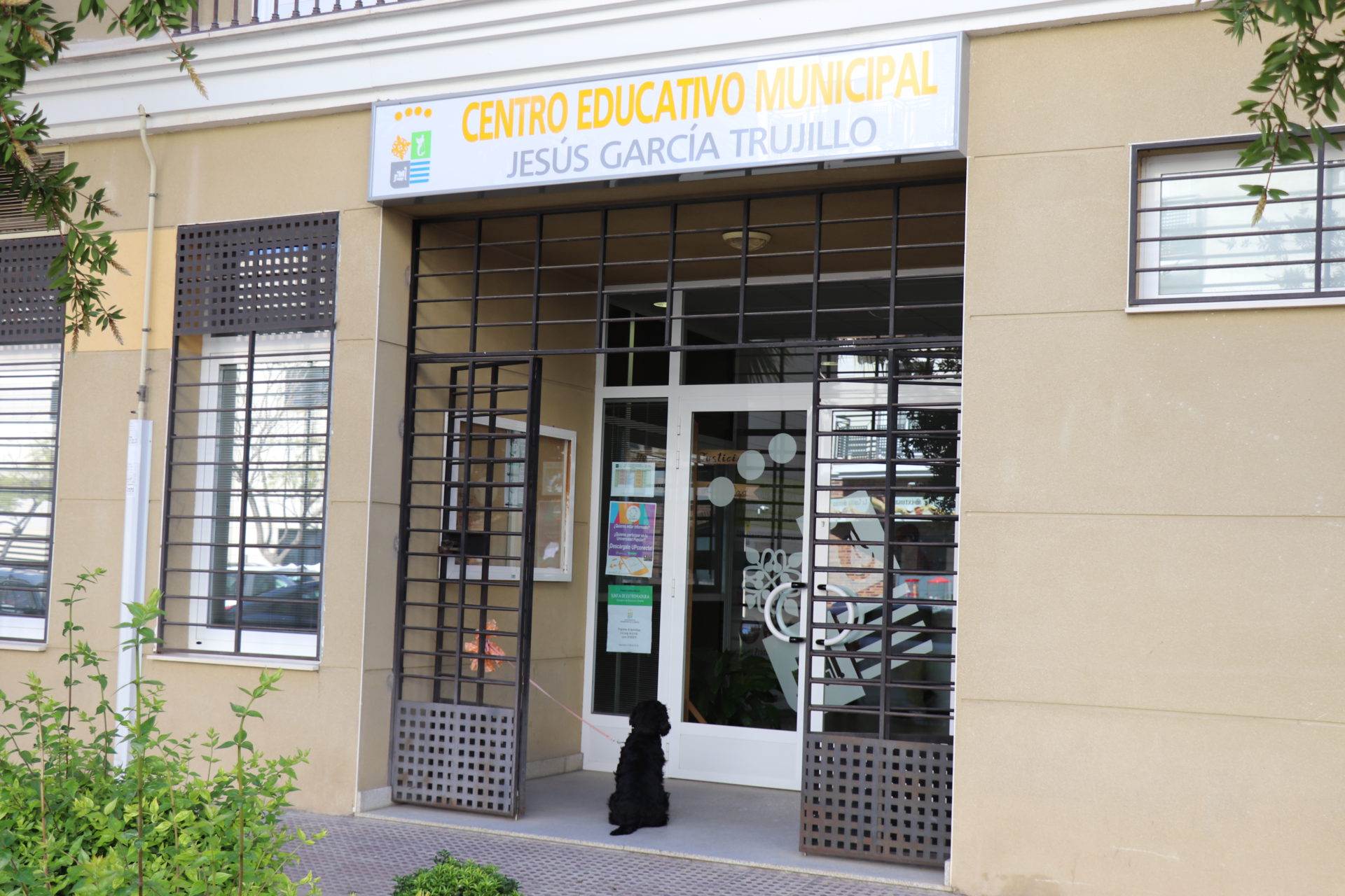 “Yo conecto. Crea contenido con IA”, nuevo curso que se imparte desde la Universidad Popular