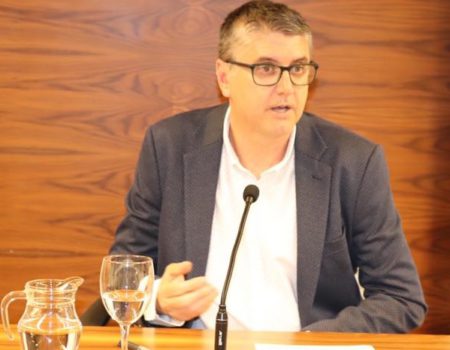 Antonio Molina presenta su nuevo libro “La insurrección revolucionaria del sargento Sopena”