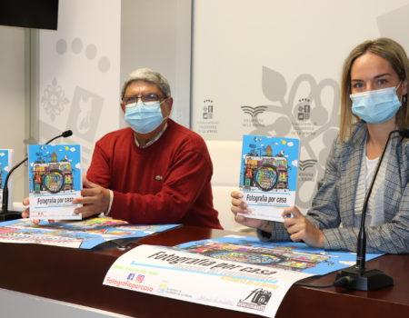 El Ayuntamiento organiza un acto sencillo y emotivo en el aniversario del Estado de Alarma para recordar a las víctimas