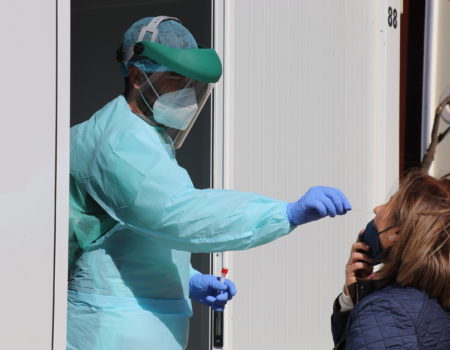 El punto PCR del Barrio Nuevo continuará haciendo pruebas una semana más