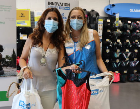 Decathlon Villanueva de la Serena dona material deportivo al Ayuntamiento