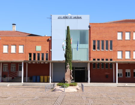 Adjudicadas las obras de mejoras del IES San José y del IES Pedro de Valdivia