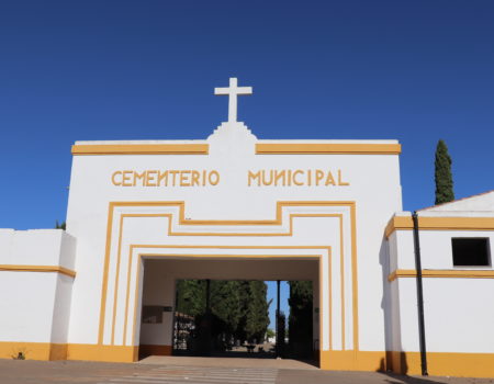 A partir del viernes 15, cambia el horario de apertura al público del cementerio