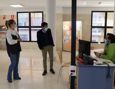 El alcalde visita las instalaciones del Centro Municipal Empresarial