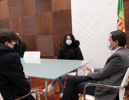 Nerea Sánchez y David Cabanillas obtienen las becas al estudio “Antonio Huertas Mejías”