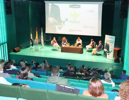 La unión como motor de desarrollo de Extremadura, eje central del I Encuentro Empresarial