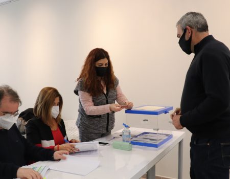 Emoción, ilusión y esperanza, sentimientos que expresan los portavoces municipales Manuel Lozano, Cristina Menea y Emilio Rodríguez