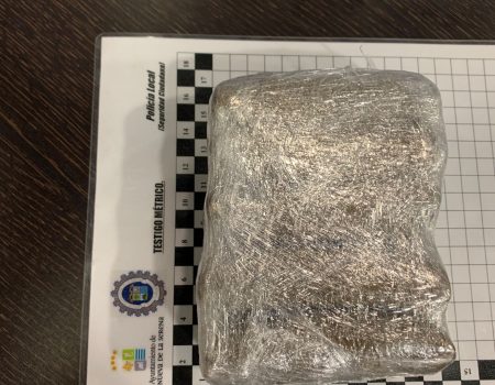 Un detenido como autor de un presunto delito contra la salud pública y tráfico de drogas