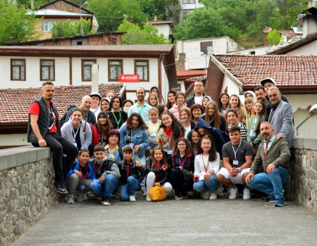 5 alumnas del IES Puerta de la Serena viajan a Niksar a través del proyecto “Erasmus + On a tous une place au Soleil”